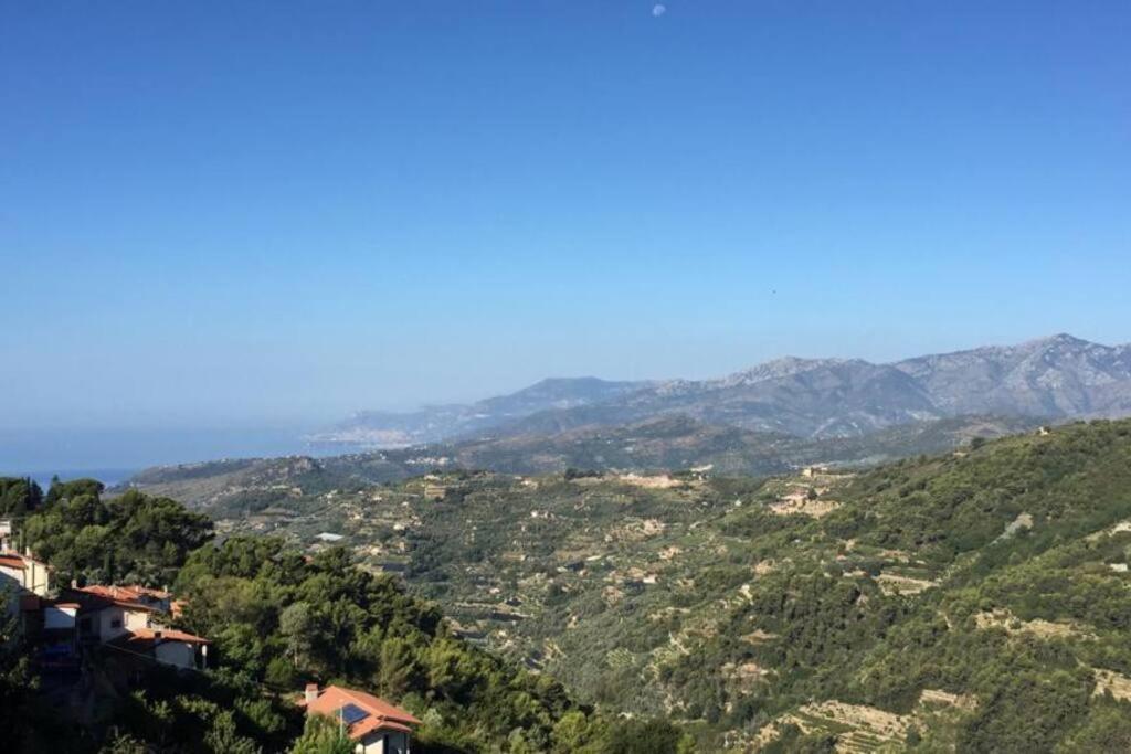 Apartamento Sunset With View In Seborga Exterior foto